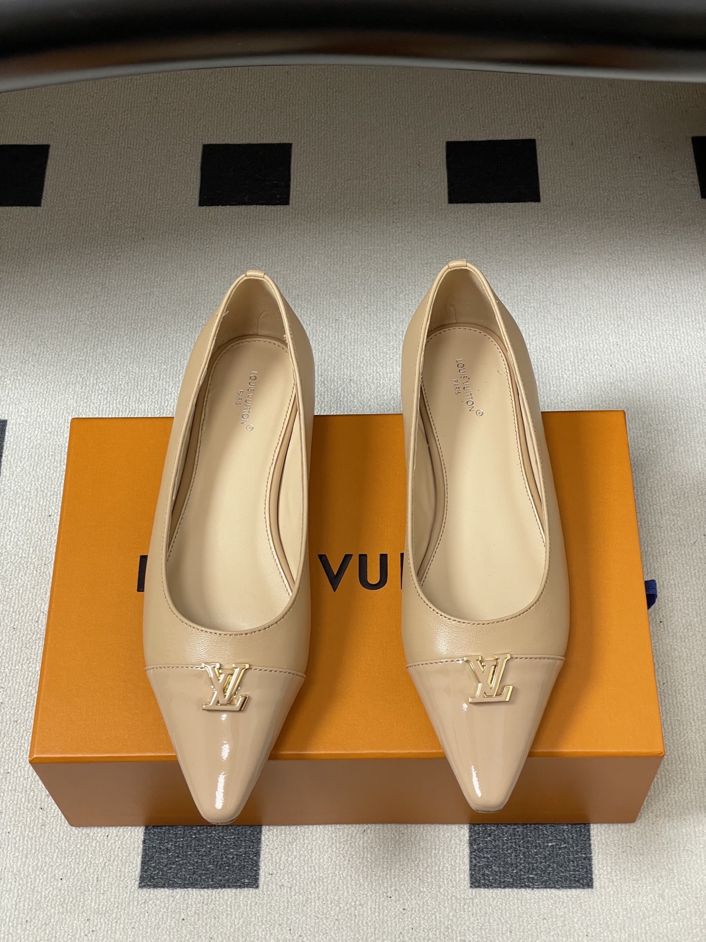 Women's high heels